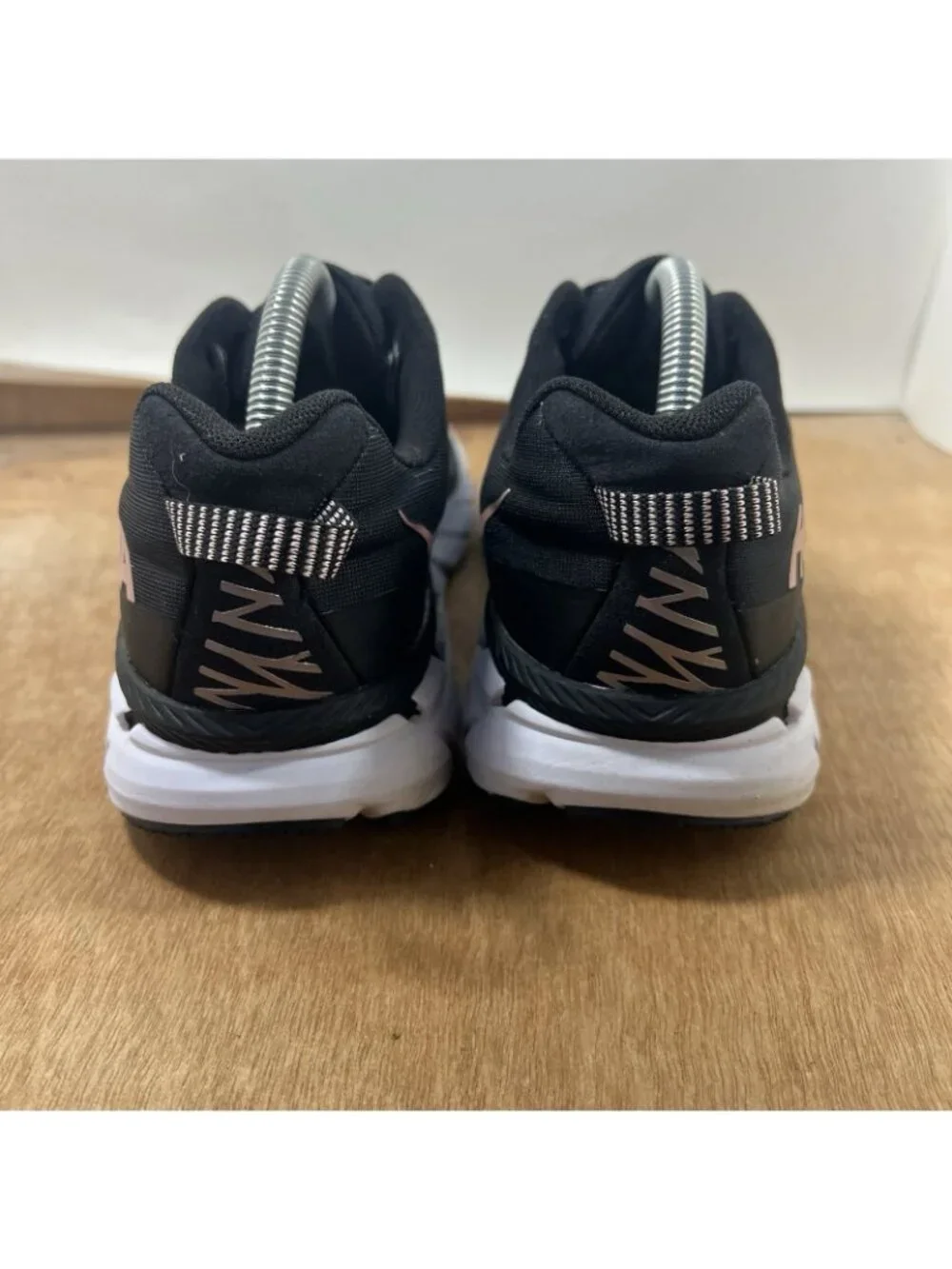 Hoka One One please review